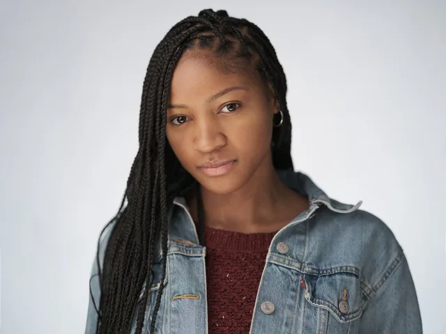 Cynthia actress headshot actor headshotdc-1.JPG