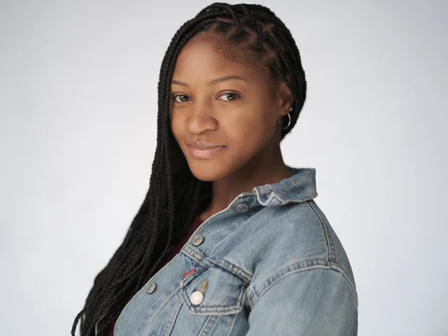 Cynthia actress headshot actor headshotdc-3.JPG