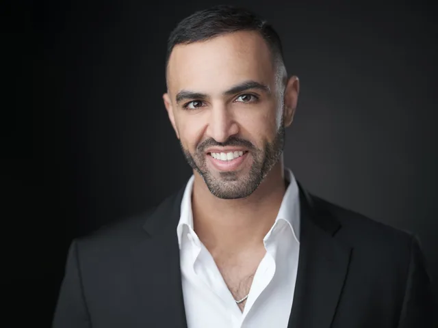Fahd Dentistry practice marketing headshots by Moshe Zusman headshotdc-3.JPG