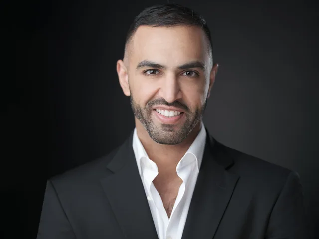 Fahd Dentistry practice marketing headshots by Moshe Zusman headshotdc-4.JPG