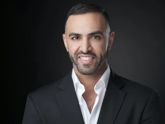 Fahd Dentistry practice marketing headshots by Moshe Zusman headshotdc-5.JPG