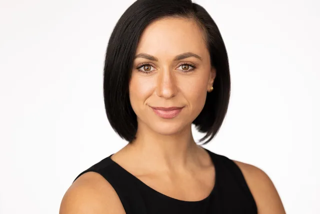 Tizzy brown headshotdc professional modern headshot photographer moshe zusman-1.JPG