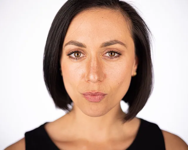 closeup portriat headshotdc professional photographer moshe zusman-2.JPG