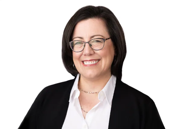 dc headshots by moshe zusman linkedin and website photos-4.JPG