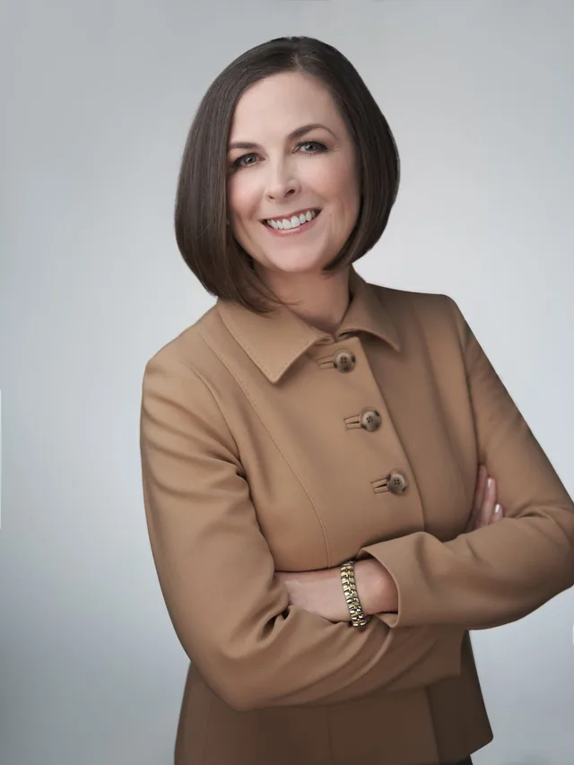 headshots and portraits by headshotdc Moshe Zusman non-profit ceo director-1.JPG