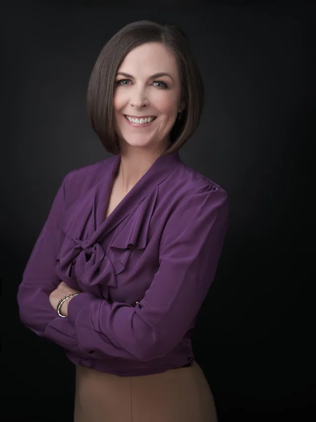 headshots and portraits by headshotdc Moshe Zusman non-profit ceo director-3.JPG