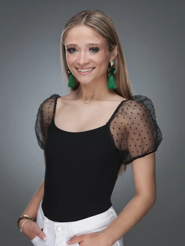 miss DC for Miss America pageant contestant submission headshots Headshotdc-12.JPG