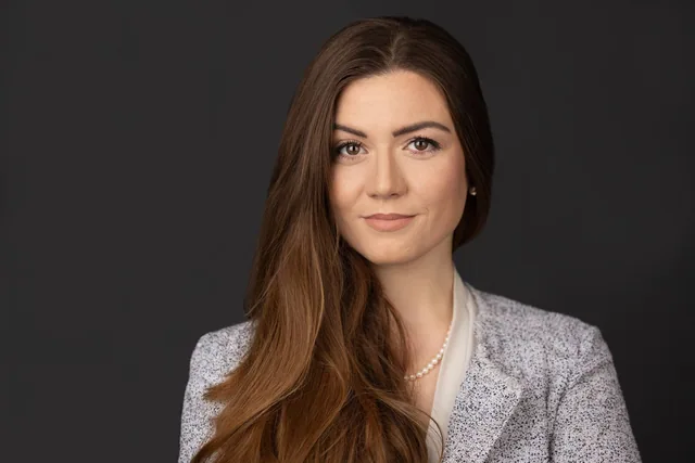 professional executive dcheadshots best headshot photographer in dc -1.JPG