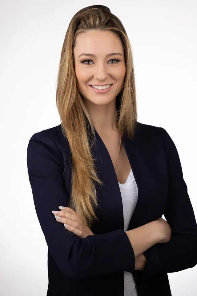 professional headshots dc photographer -1.JPG