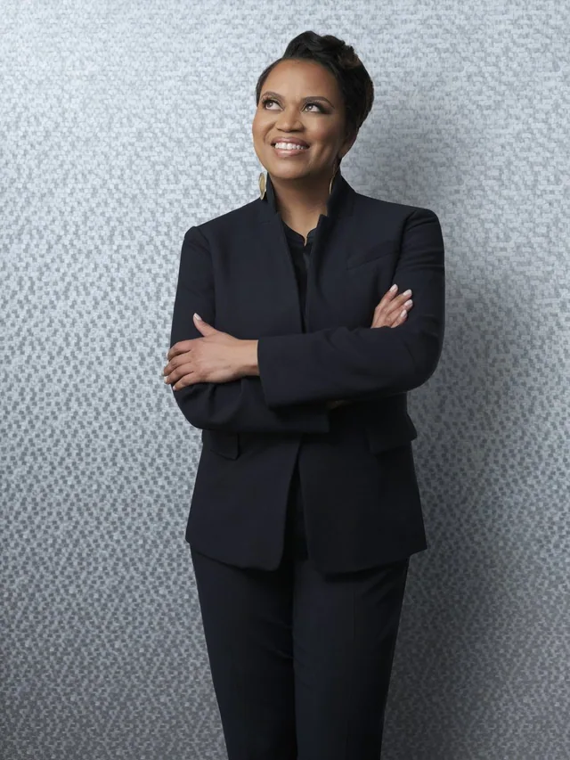team photos with personality headshotdc portraits for executives -12.JPG